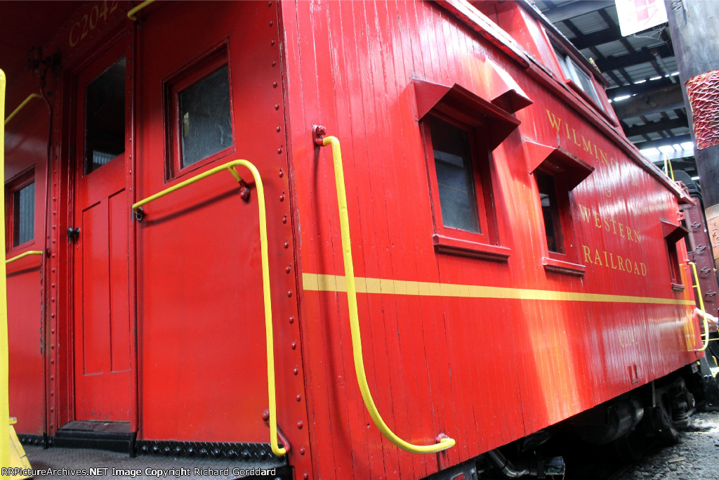 Wilmington and Western wood caboose 